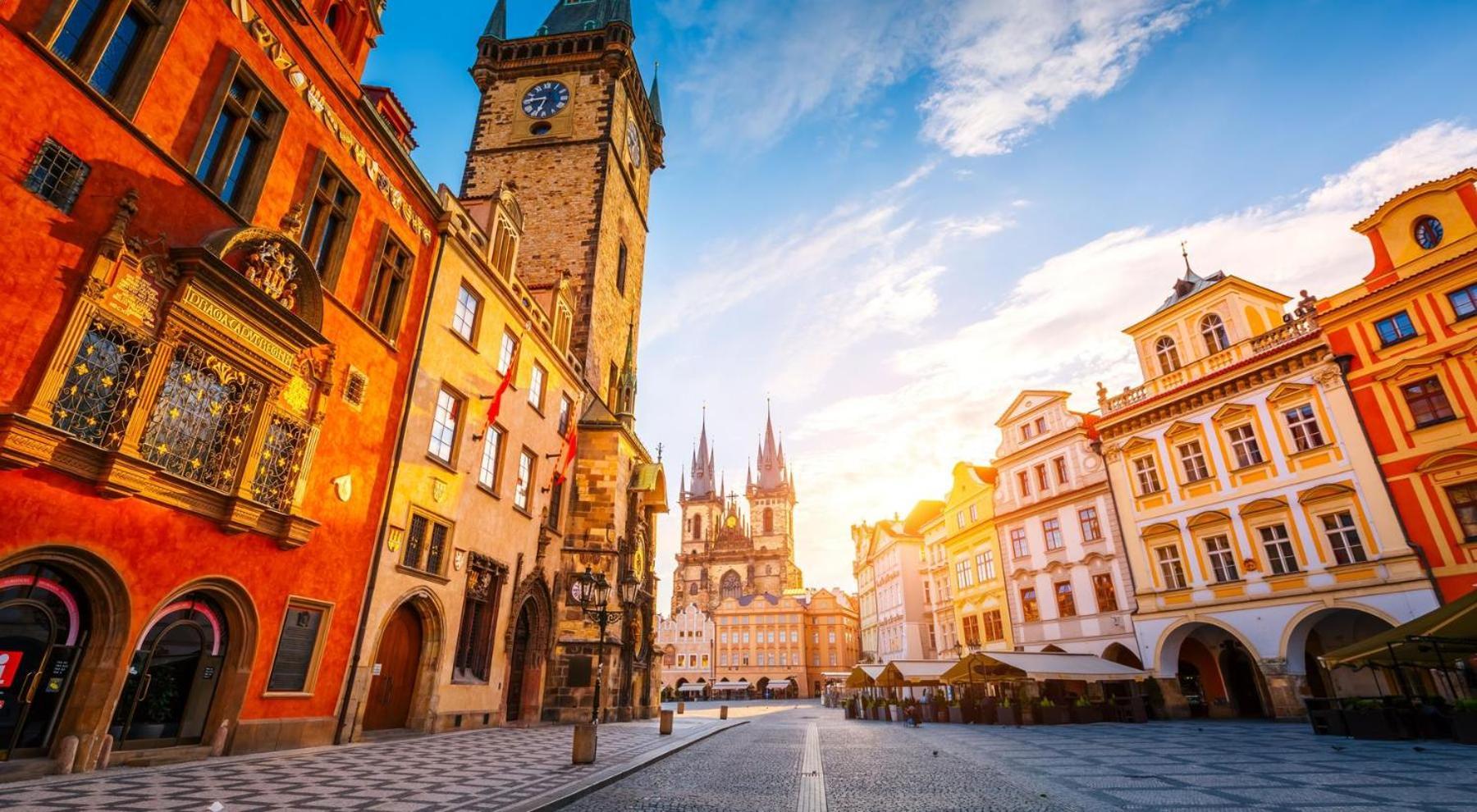 Apartment With 4 Bedrooms Praha Bagian luar foto
